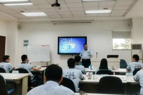 战略合作 共创双赢 索菲亚家居与合作伙伴开展深度技术交流，共谋产业升级